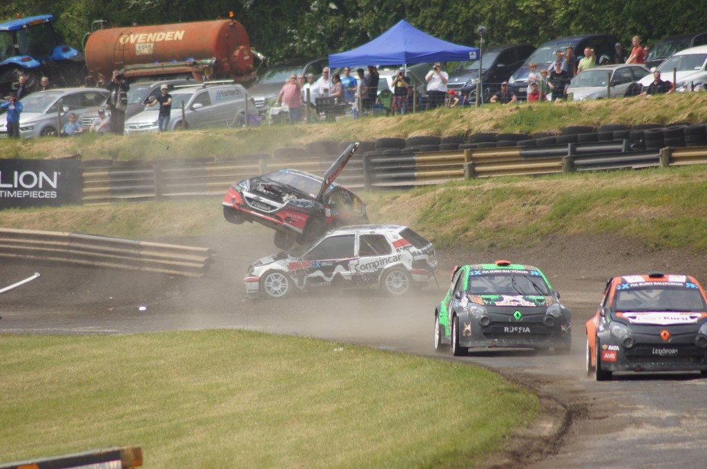 Ulrik Linnemann var indblandet i et grimt uheld, hvor også portugiseren Mario Barbosa i Citroen Saxo var indblandet
(Foto: LinnemannRX.com)